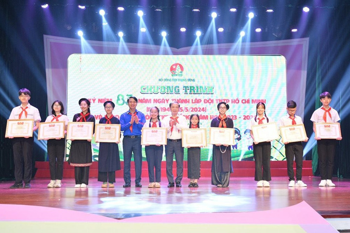 125 đội viên, chỉ huy Đội xuất sắc nhận giải thưởng Kim Đồng