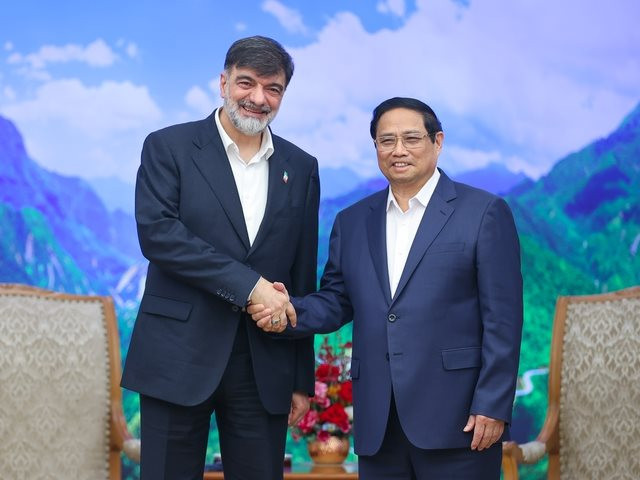 Thủ tướng Chính phủ Phạm Minh Chính tiếp Tư lệnh Bộ Thực thi pháp luật Iran