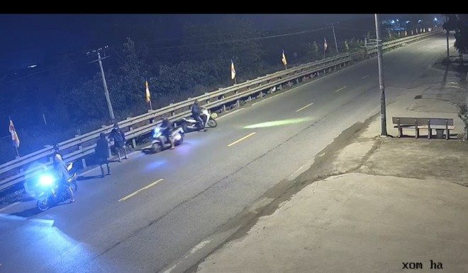 Băng cướp dùng dao cướp xe máy trên quốc lộ 1A sa lưới
