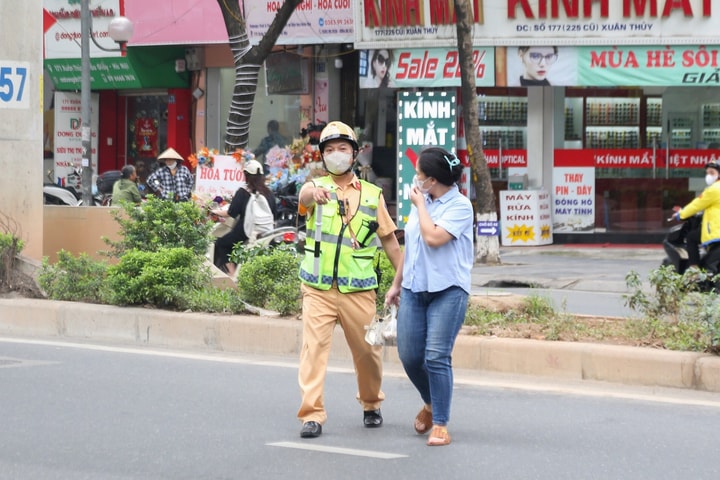 Phải có lối cho người đi bộ