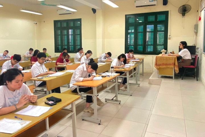 Hà Nội hướng dẫn cán bộ coi thi lớp 10 xử lý tình huống bất thường