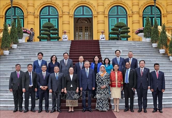 Chủ tịch nước Tô Lâm tiếp Đại sứ các nước ASEAN và Timor-Leste đến chào và chúc mừng