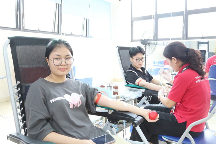 Vận động hiến máu dịp hè 2024: Không để người bệnh phải chờ