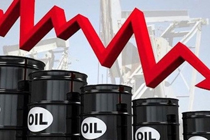 Giá dầu xuống mức thấp nhất 4 tháng