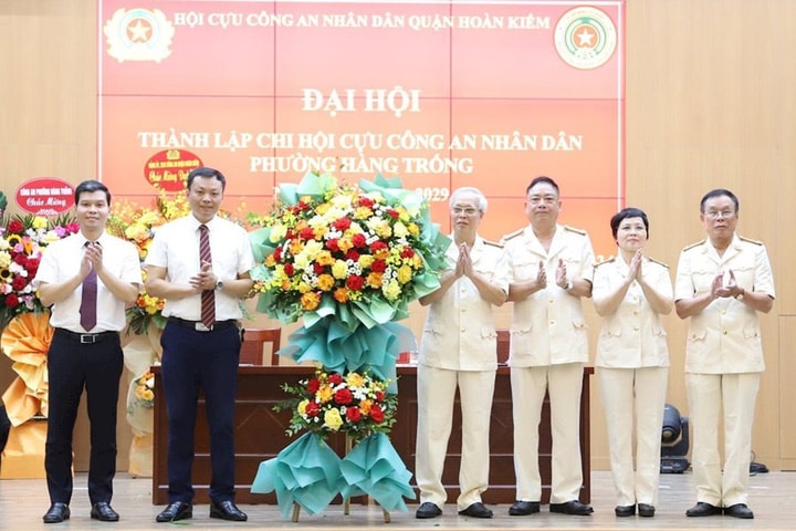 Thành lập Chi hội Cựu Công an nhân dân phường Hàng Trống (quận Hoàn Kiếm)