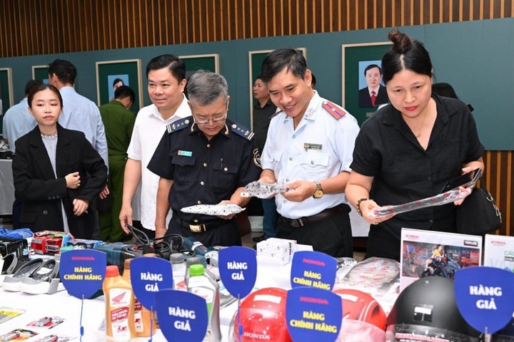 Ngăn chặn hàng giả, hàng vi phạm sở hữu trí tuệ: Đâu là giải pháp căn cơ?