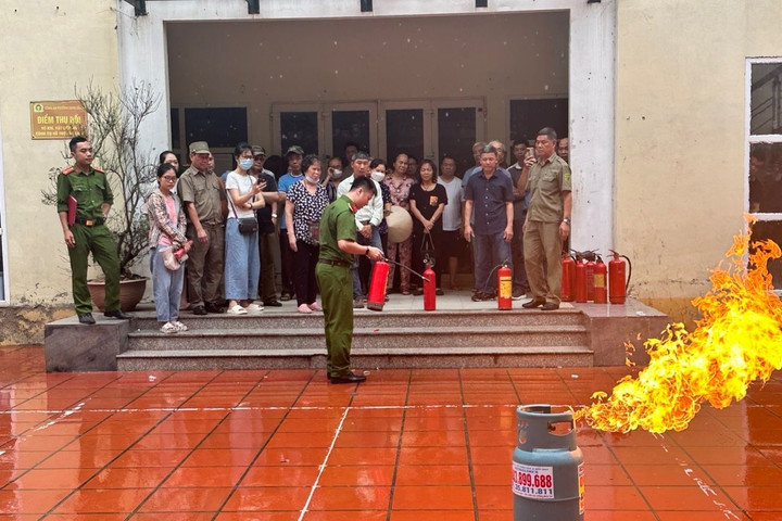 Quận Hoàng Mai khắc phục thiếu sót về phòng cháy, chữa cháy