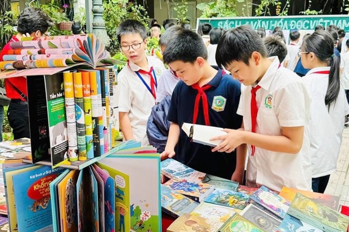 "Đánh thức" văn học thiếu nhi: Giải thưởng là nguồn động lực cổ vũ người cầm bút