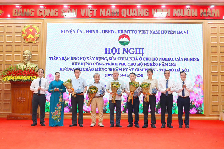 Ba Vì tiếp nhận 6,5 tỷ đồng hỗ trợ hộ nghèo xây nhà