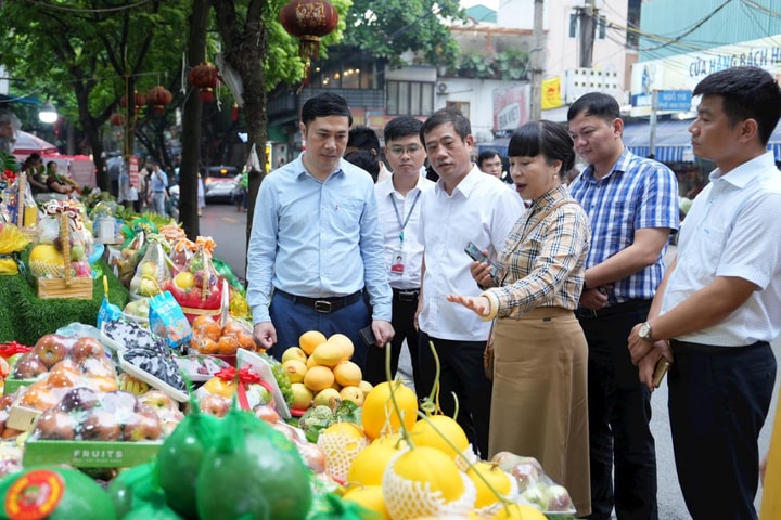 Quận Cầu Giấy triển khai mô hình chợ không dùng tiền mặt