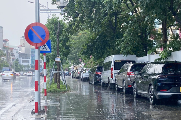 Quản lý giao thông, đô thị tại phường Láng Thượng (quận Đống Đa): Nhu cầu lớn, cần tổ chức thêm điểm trông giữ xe