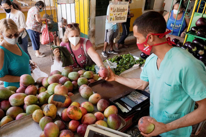 Cuba công bố lộ trình phát triển kinh tế mới