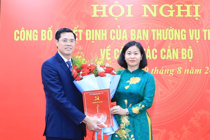 Đồng chí Nguyễn Xuân Phong là tân Phó Bí thư Huyện ủy Thanh Trì