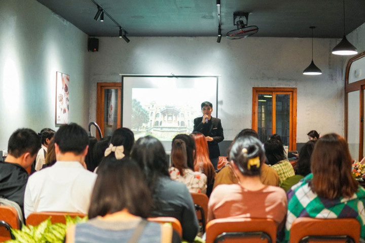 “Một dòng lịch sử, vạn câu chuyện đời”