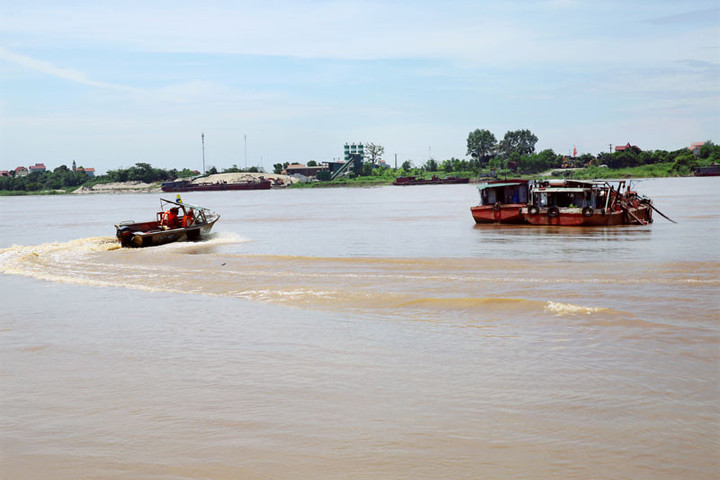 Hà Nội: Xử lý nghiêm hành vi khai thác khoáng sản vượt công suất, trữ lượng