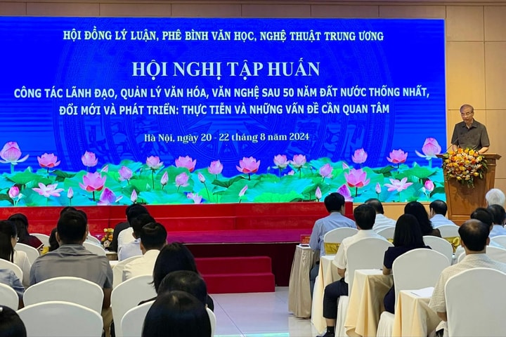 Gần 200 học viên tham gia tập huấn công tác lãnh đạo, quản lý văn hóa, văn nghệ