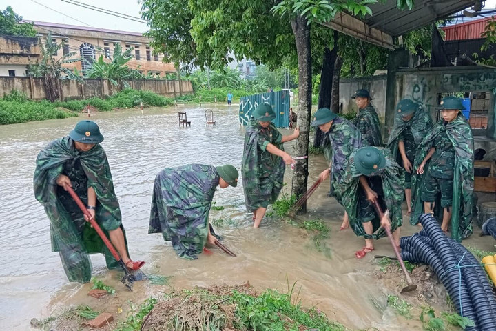 Cải tạo, nâng cấp gần 3.840m tuyến kênh tiêu Phùng Xá - Dị Nậu (Thạch Thất)