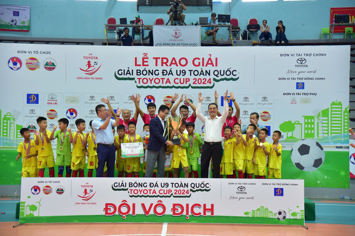 U9 Gia Bảo Hải Dương đăng quang ngôi vô địch Giải Bóng đá U9 toàn quốc 2024