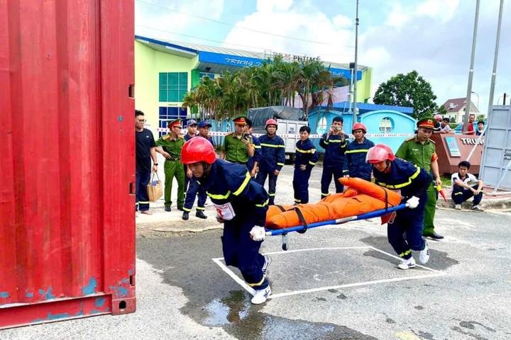 Sôi nổi Hội thi nghiệp vụ lực lượng Cảnh sát Phòng cháy, chữa cháy và cứu nạn, cứu hộ Công an tỉnh Bà Rịa - Vũng Tàu