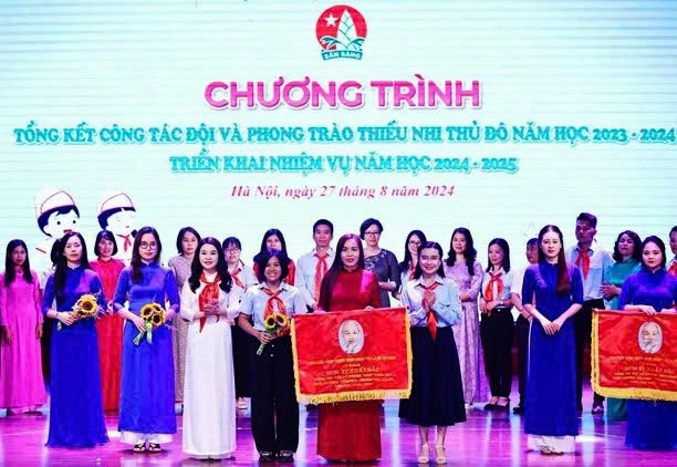 Hơn 900.000 thiếu nhi Hà Nội đến với "địa chỉ đỏ"