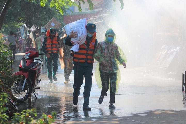 Quận Ba Đình: 15 chốt sẵn sàng di chuyển người dân tại địa bàn có nguy cơ cao