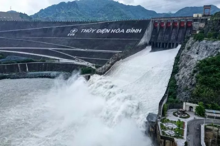 Tăng cường công tác vận hành, điều tiết hồ chứa thủy điện, đảm bảo an toàn hệ thống đê