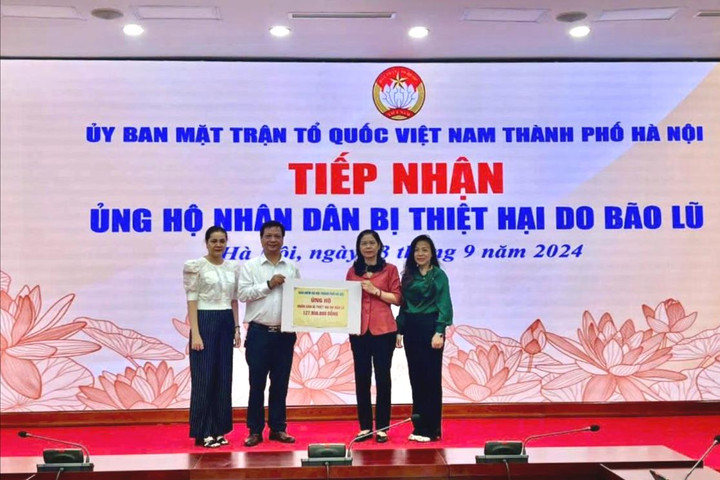 Hà Nội: Hơn 56 tỷ đồng ủng hộ người dân bị thiệt hại do bão lũ