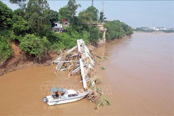 Vụ sập cầu Phong Châu, Phú Thọ: Tìm thấy thi thể nạn nhân thứ hai