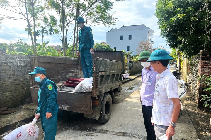 Rút lệnh báo động lũ sông Bùi, ngoại thành Hà Nội tổng lực vệ sinh môi trường