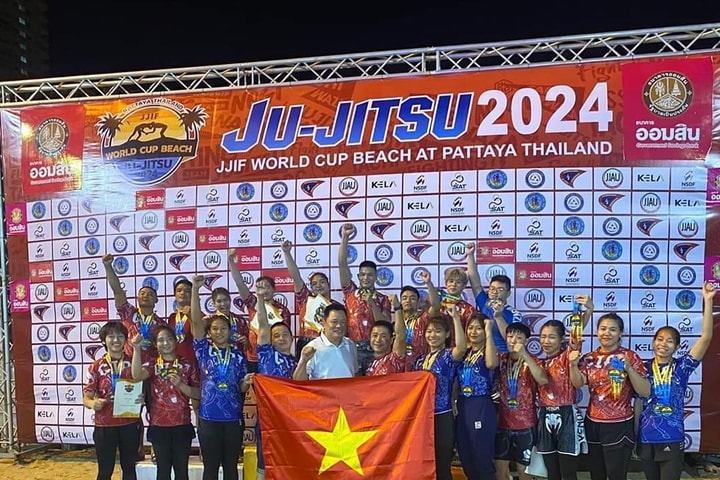 Jujitsu Việt Nam xếp Nhất toàn đoàn giải World Cup bãi biển thế giới 2024