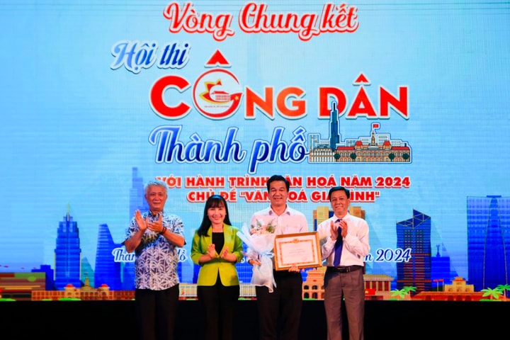 258.000 lượt tham gia hội thi Công dân thành phố với hành trình văn hóa