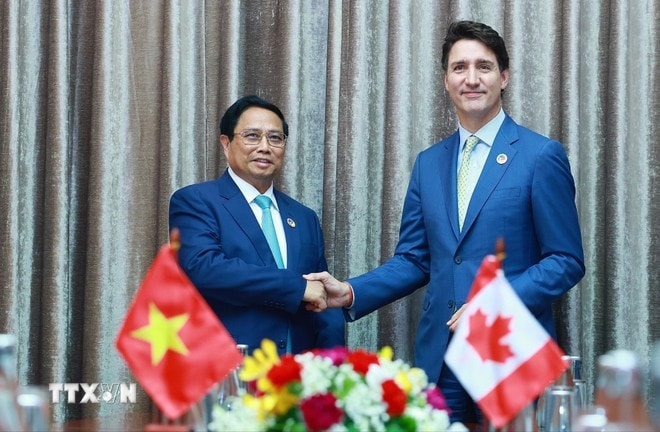 Hội nghị Cấp cao ASEAN: Thủ tướng Phạm Minh Chính gặp Thủ tướng Canada Justin Trudeau