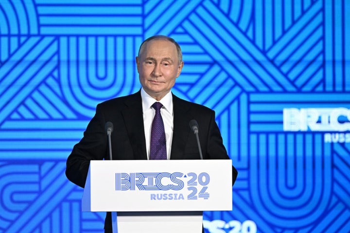 Tổng thống Nga Vladimir Putin: BRICS là động lực tăng trưởng kinh tế thế giới