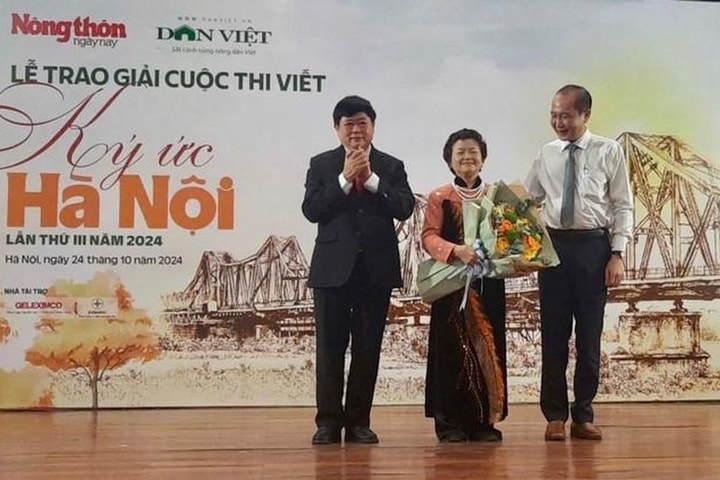 11 tác giả đạt giải Cuộc thi viết “Ký ức Hà Nội” năm 2024