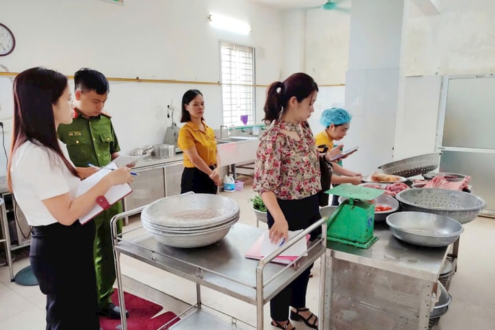 Góp phần bảo đảm sức khỏe cho học sinh tại huyện Đan Phượng