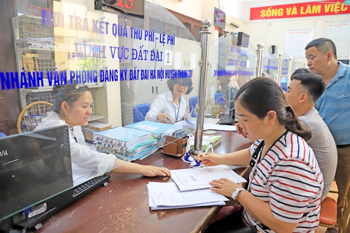 Hà Nội cải cách thủ tục hành chính lĩnh vực đất đai: Nâng mức hài lòng của người dân