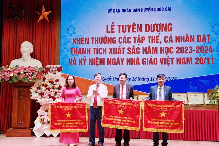 Nhiều tập thể, cá nhân ngành Giáo dục và Đào tạo huyện Quốc Oai được tuyên dương, khen thưởng