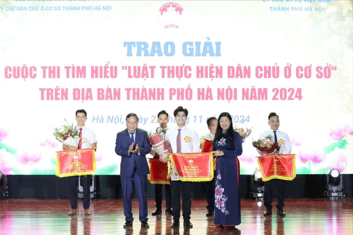 Hà Nội: Trao giải cuộc thi “Tìm hiểu Luật Thực hiện dân chủ ở cơ sở”