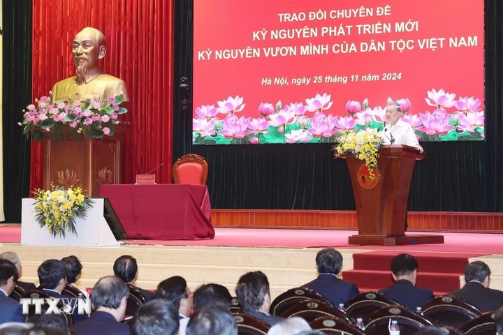 Tổng Bí thư Tô Lâm trao đổi chuyên đề “Kỷ nguyên phát triển mới - Kỷ nguyên vươn mình của dân tộc Việt Nam”