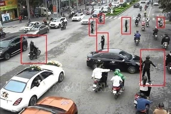 Khởi tố vụ án nhóm vệ sĩ phân luồng cho đoàn xe sang đi đám cưới tại Thanh Hóa