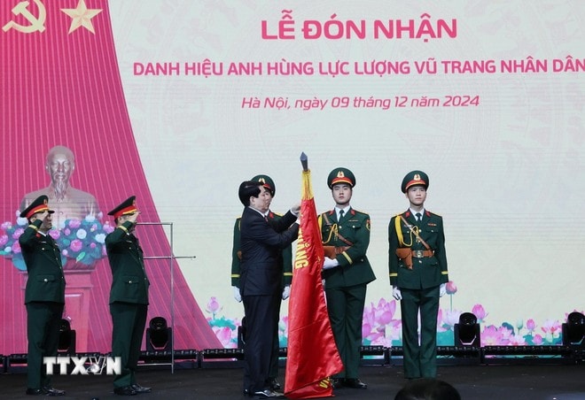 Viện Hàng không Vũ trụ Viettel đón nhận danh hiệu Anh hùng Lực lượng vũ trang nhân dân