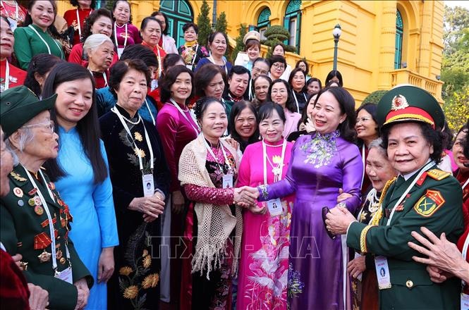 Phó Chủ tịch nước: Phát huy trí tuệ và bản lĩnh phụ nữ Thủ đô trong giai đoạn phát triển mới