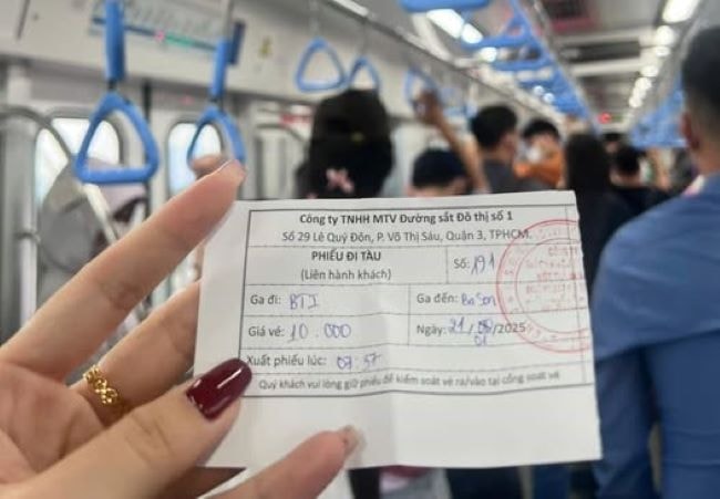 "Lỗi hệ thống" bán vé trong ngày đầu thu tiền metro Bến Thành - Suối Tiên?