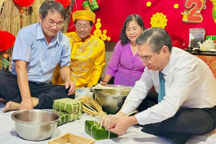 Lần đầu tiên TP Hồ Chí Minh tổ chức Ngày hội Xuân đoàn kết – Tết nghĩa tình