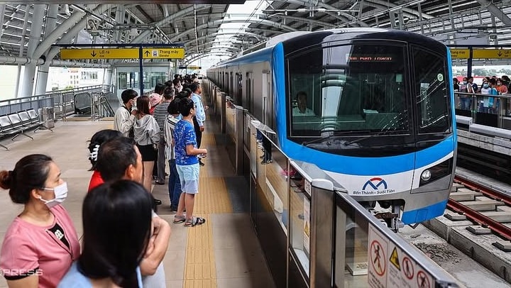 Thành phố Hồ Chí Minh: Tuyến metro số 1 triển khai nhiều chính sách miễn, giảm giá vé từ 15-2