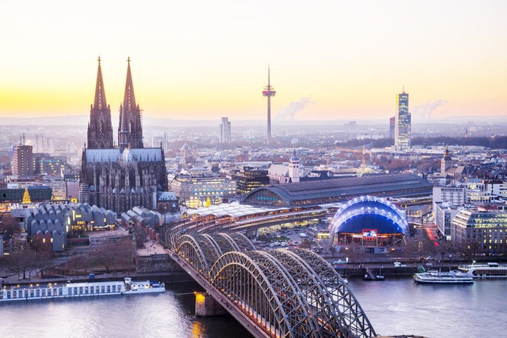 Cologne - thành phố đa sắc màu bên bờ sông Rhein