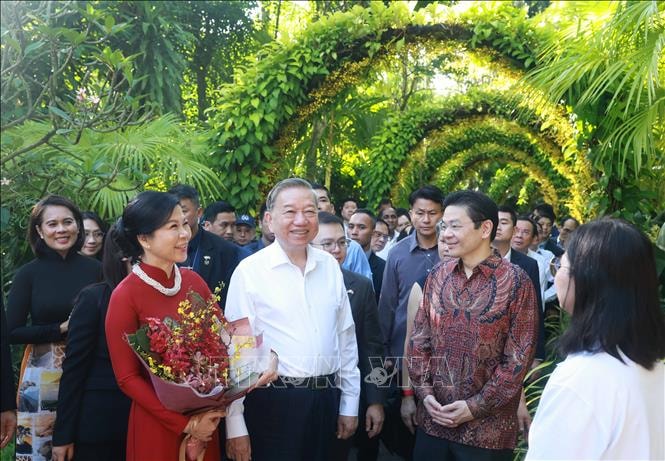 Tổng Bí thư Tô Lâm và Phu nhân dự Lễ đặt tên hoa lan tại Vườn thực vật quốc gia Singapore