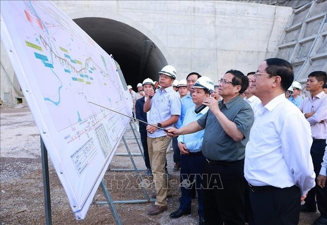 Thủ tướng Phạm Minh Chính thăm, làm việc tại tỉnh Bình Định