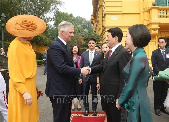 Nhà Vua và Hoàng hậu Bỉ kết thúc tốt đẹp thăm cấp Nhà nước đến Việt Nam