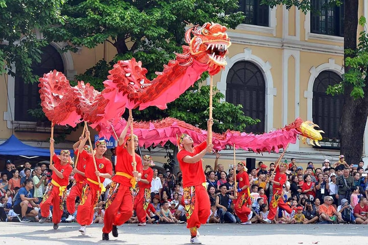 Lời đáp từ trái tim và sự minh triết của thế hệ hôm nay